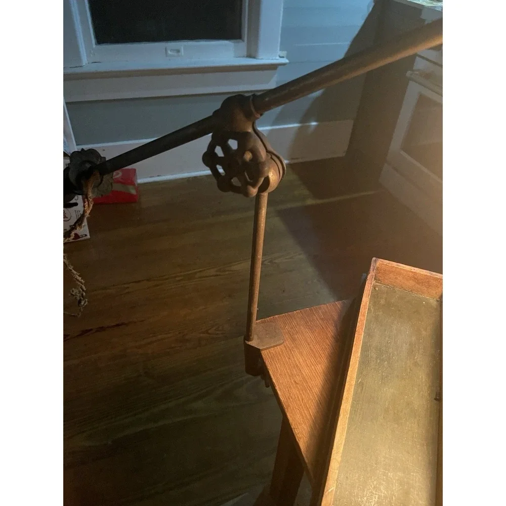ANTIQUE‎ WORKING INDUSTRIAL  VINTAGE  LAMP CLAMP CLAM GLOBE